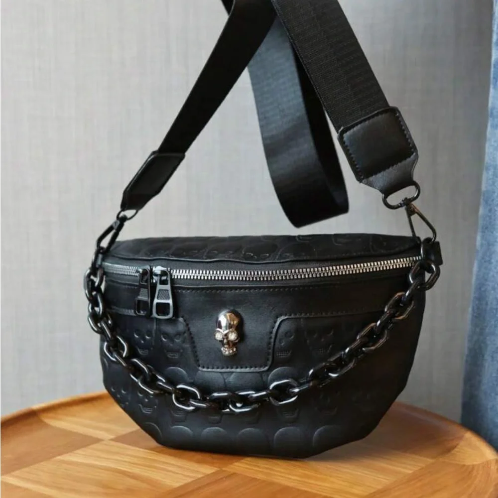Skull Detail Fanny Pack, Black Skull Crossbody, Black Skull Shoulder Bag - Picture 8 of 12
